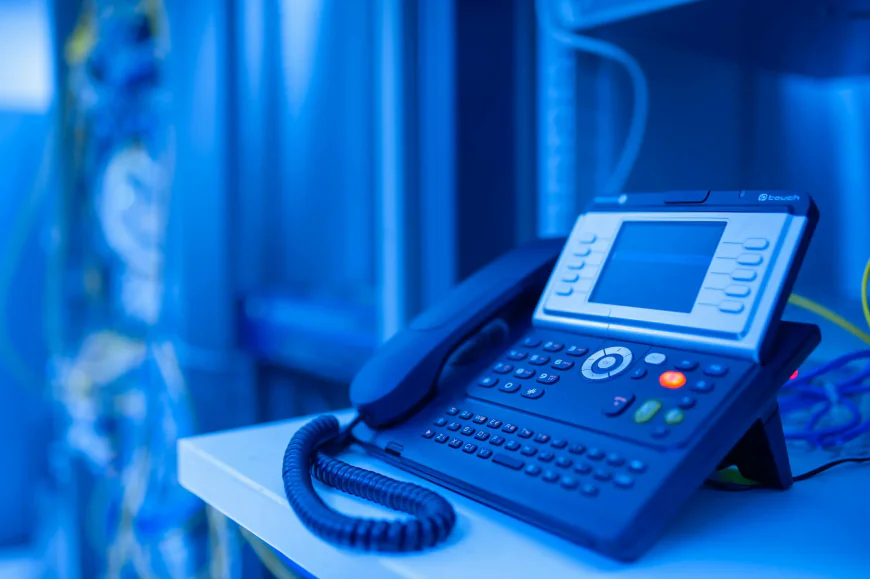 10 Best Call Center Phone Systems for Large Enterprises